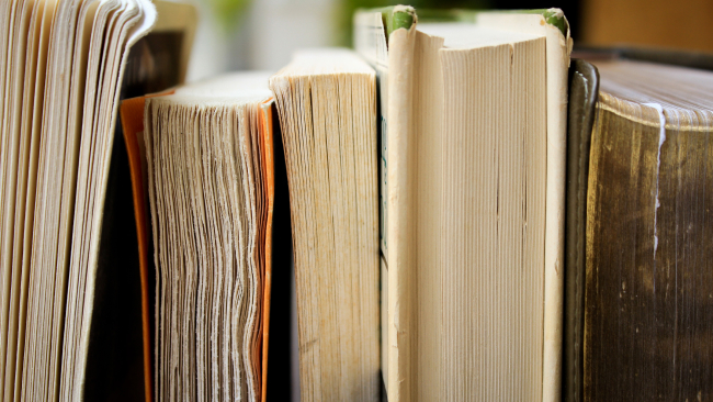 A Roundup Review of the Best Deep Learning Books